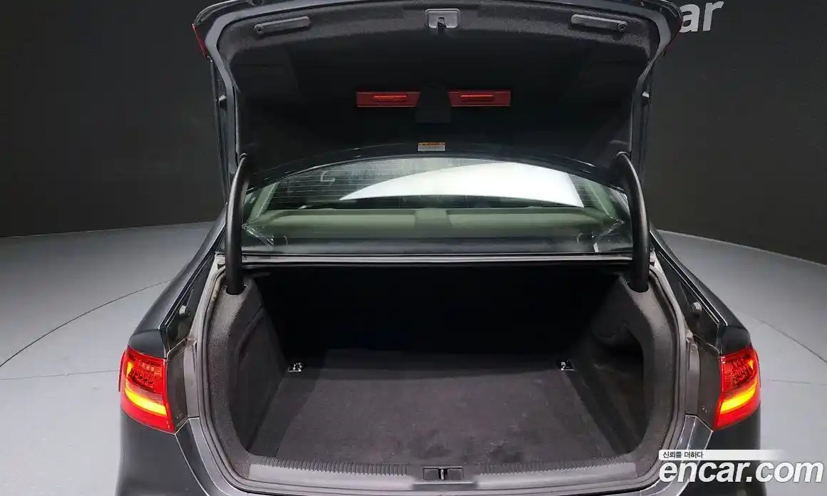 Audi A4 2014 2.0 Автомат в Москве № 212604, фото 13