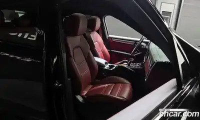 Porsche Cayenne 2023 3.0 Автомат в Москве № 213166, миниатюра 12