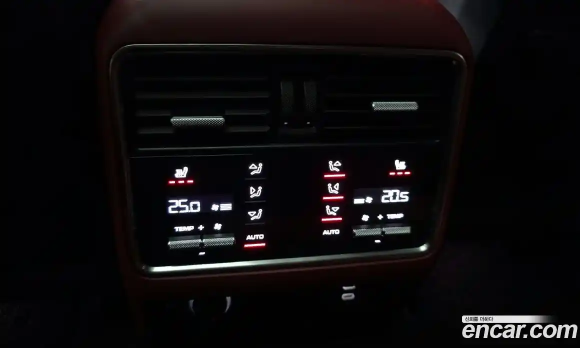 Porsche Cayenne 2023 3.0 Автомат в Москве № 213166, фото 18