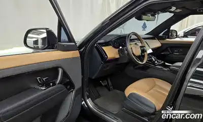 Land Rover Range-Rover Sport 2023 3.0 Автомат в Москве № 213581, миниатюра 9