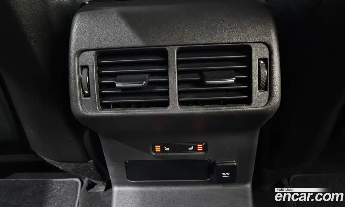 Land Rover Range-Rover Velar 2018 2.0 Автомат в Москве № 213583, фото 20