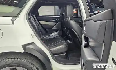 Land Rover Range-Rover Velar 2018 2.0 Автомат в Москве № 213583, миниатюра 4