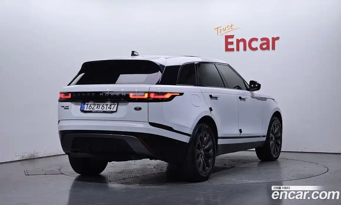 Land Rover Range-Rover Velar 2018 2.0 Автомат в Москве № 213583, фото 5