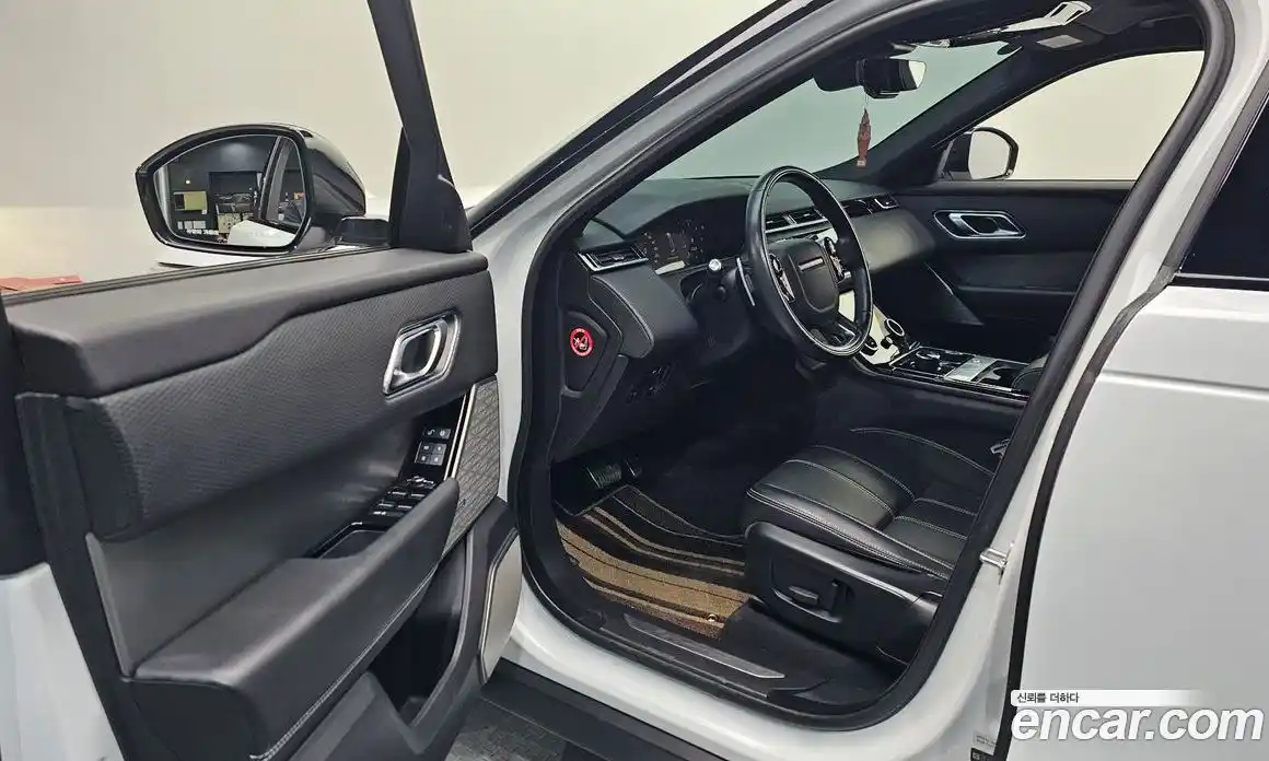 Land Rover Range-Rover Velar 2018 2.0 Автомат в Москве № 213583, фото 10