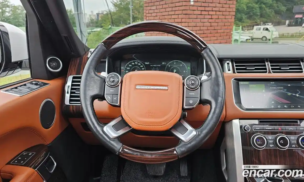 Land Rover Range-Rover 2017 4.4 Автомат в Москве № 213730, фото 18