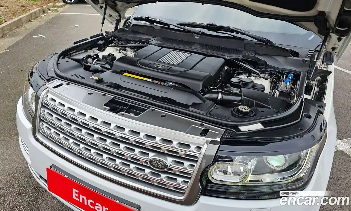 Land Rover Range-Rover 2017 4.4 Автомат в Москве № 213730, фото 20