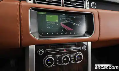 Land Rover Range-Rover 2017 4.4 Автомат в Москве № 213730, миниатюра 8