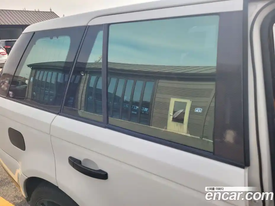 Land Rover Range-Rover Sport 2008 2.7 Автомат в Москве № 213852, фото 20