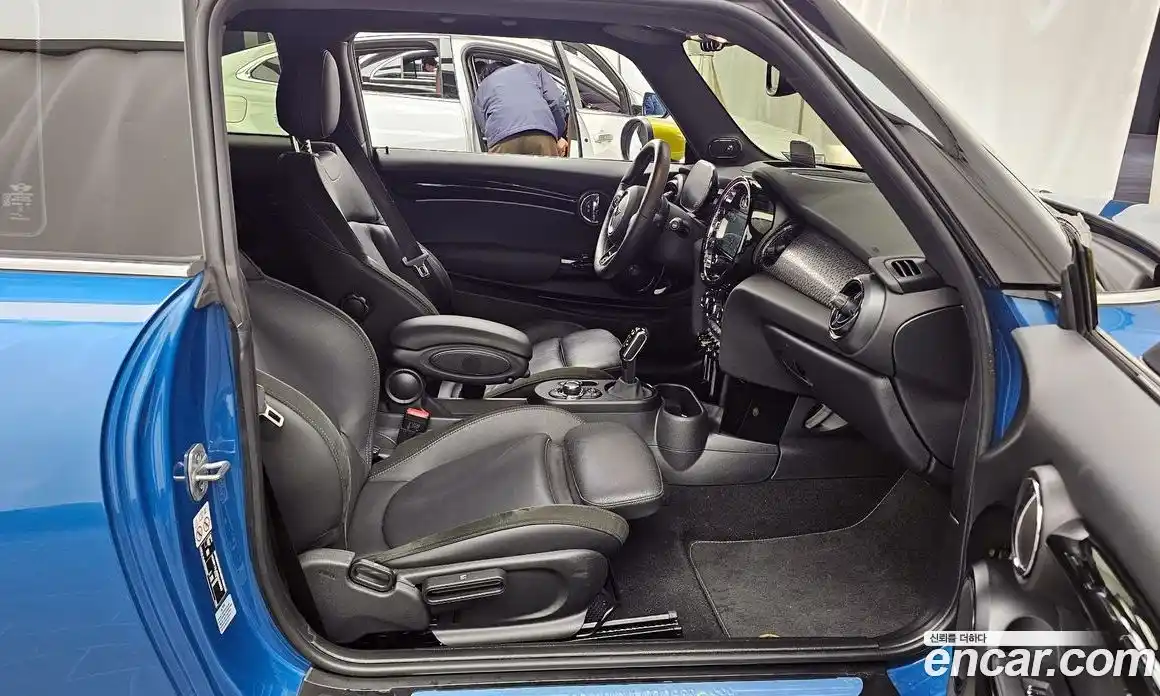 Mini Cooper 2024 Автомат в Москве № 214263, фото 11