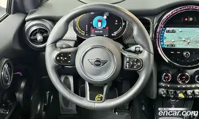 Mini Cooper 2024 Автомат в Москве № 214263, миниатюра 4