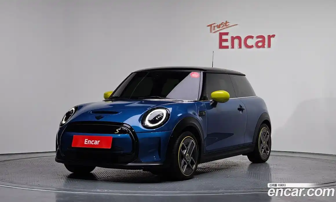 Mini Cooper 2024 Автомат в Москве № 214263, фото 10