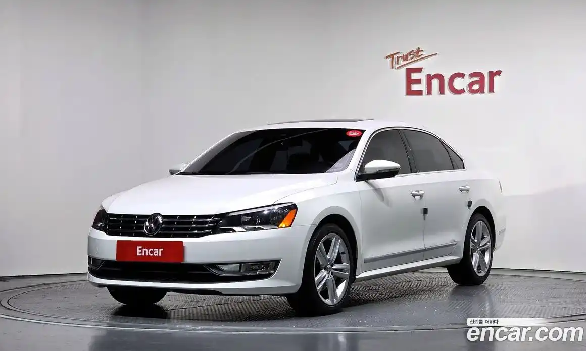 Volkswagen Passat 2013 2.5 Автомат в Москве № 214891, фото 13