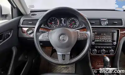 Volkswagen Passat 2013 2.5 Автомат в Москве № 214891, миниатюра 6