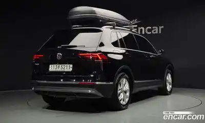 Volkswagen Tiguan 2020 2.0 Автомат в Москве № 215146, миниатюра 5