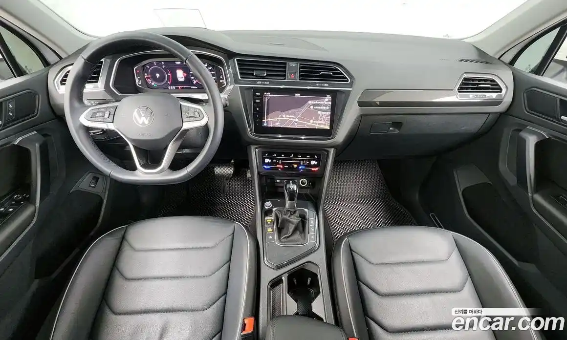 Volkswagen Tiguan 2021 2.0 Автомат в Москве № 215168, фото 8