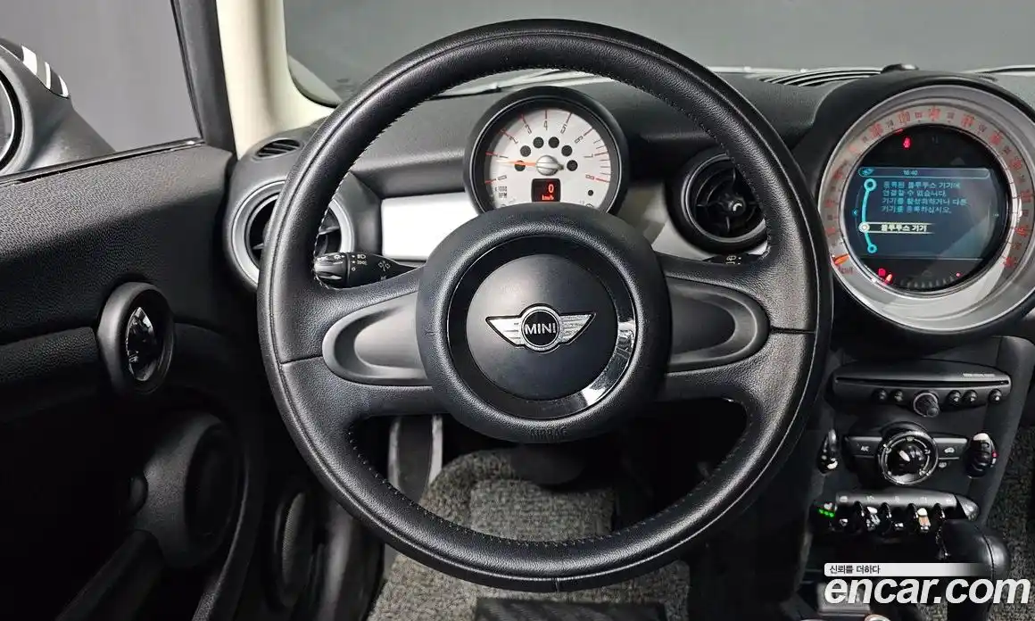 Mini Cooper 2013 1.6 Автомат в Москве № 217148, фото 17