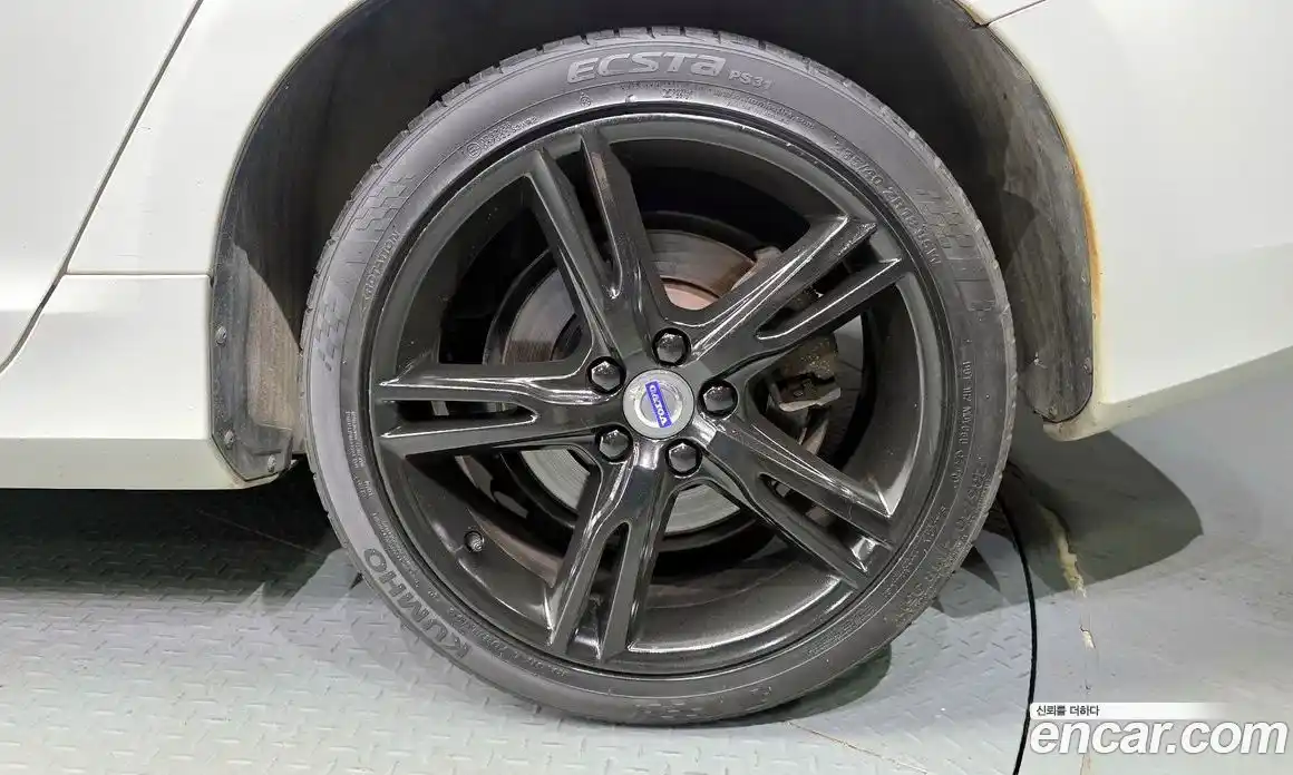 Volvo S60 2018 2.0 Автомат в Москве № 217769, фото 5