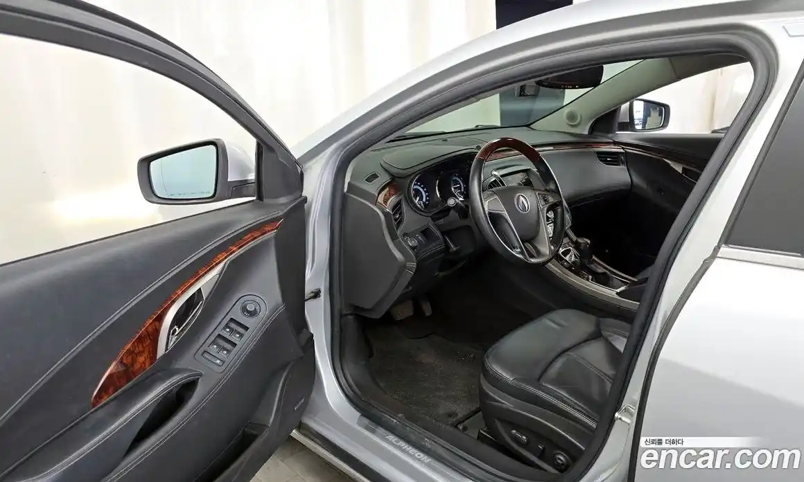 Chevrolet Alpheon 2012 2.4 Автомат в Москве № 219077, фото 19