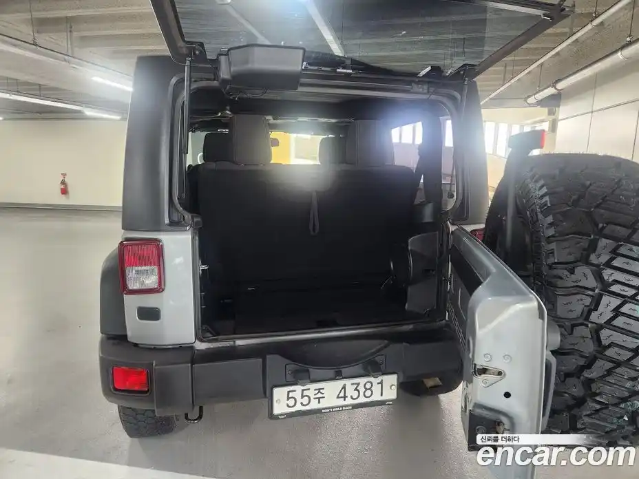 Jeep Wrangler 2013 2.8 Автомат в Москве № 228201, фото 14
