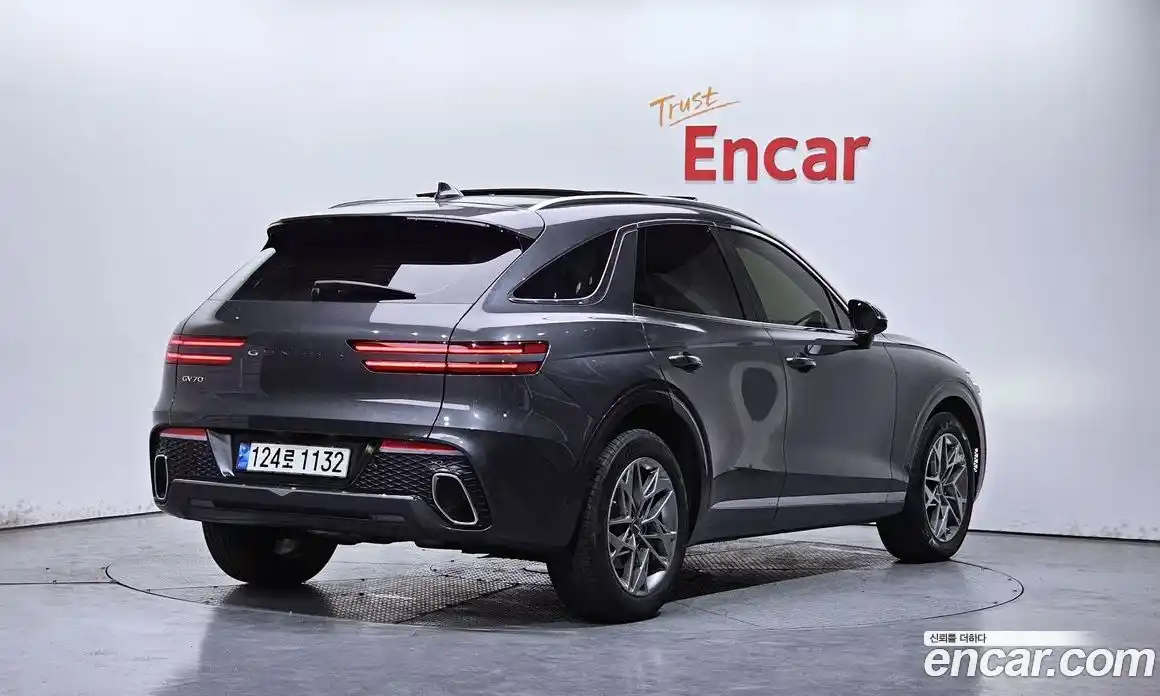 Genesis GV70 2022 2.5 Автомат в Москве № 22928, фото 12