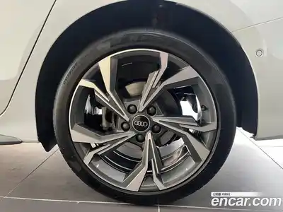 Audi A3 2025 2.0 Автомат в Москве № 230288, миниатюра 5