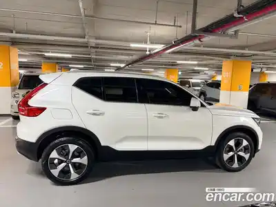 Volvo XC40 2024 2.0 Автомат в Москве № 230830, миниатюра 4