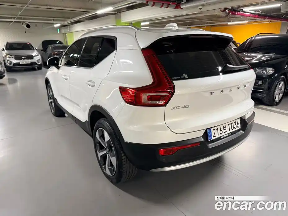 Volvo XC40 2024 2.0 Автомат в Москве № 230830, фото 5