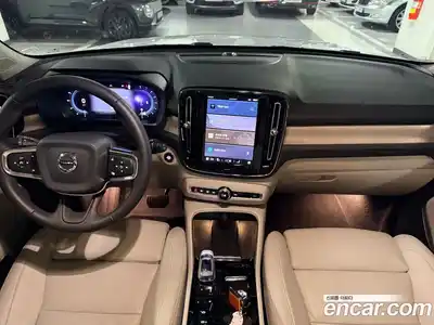 Volvo XC40 2024 2.0 Автомат в Москве № 230830, миниатюра 9