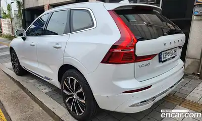 Volvo XC60 2024 2.0 Автомат в Москве № 230857, миниатюра 3