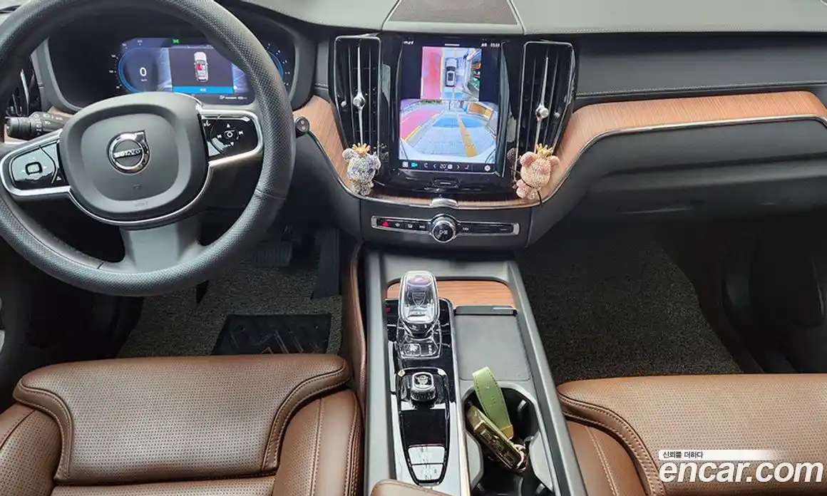 Volvo XC60 2024 2.0 Автомат в Москве № 230857, фото 8