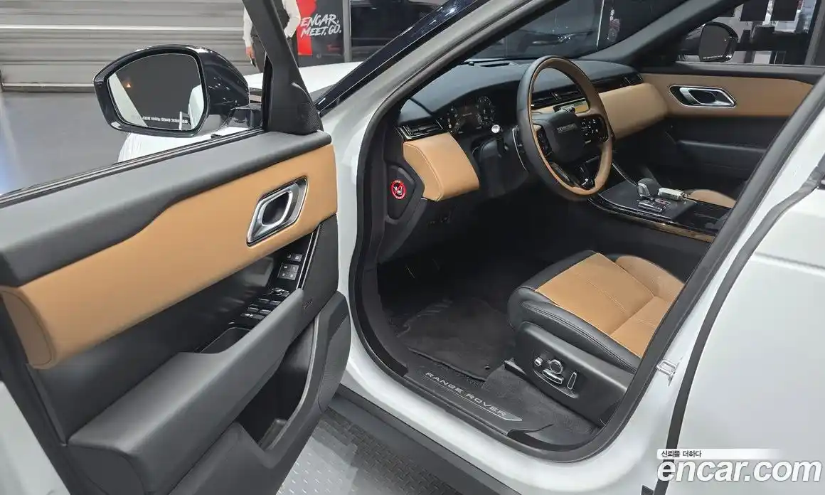 Land Rover Range-Rover Velar 2024 3.0 Автомат в Москве № 231206, фото 16