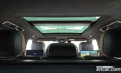 Land Rover Range-Rover Sport 2023 3.0 Автомат в Москве № 231240, миниатюра 2