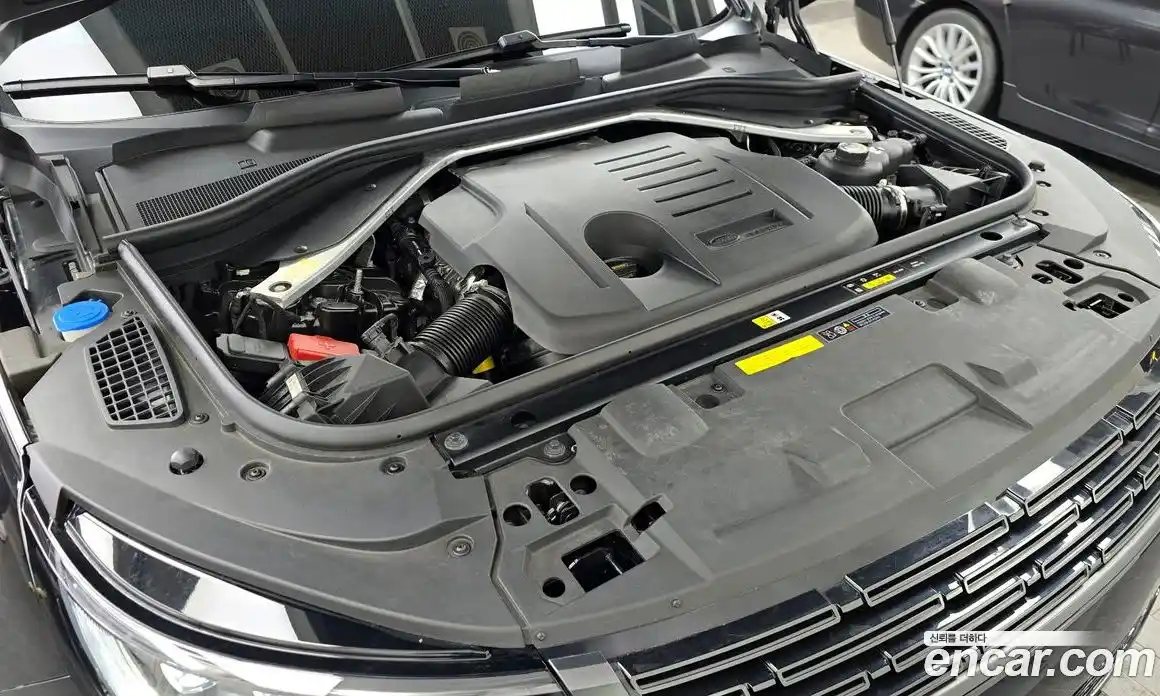 Land Rover Range-Rover Sport 2023 3.0 Автомат в Москве № 231240, фото 4