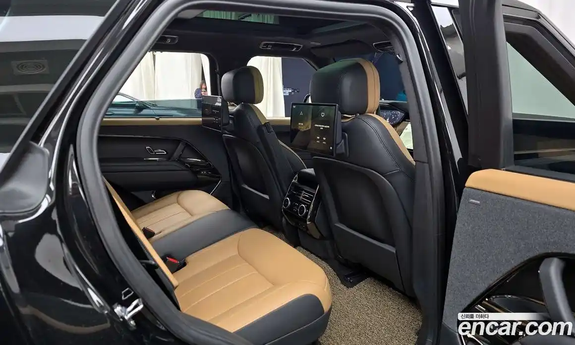 Land Rover Range-Rover Sport 2023 3.0 Автомат в Москве № 231240, фото 9