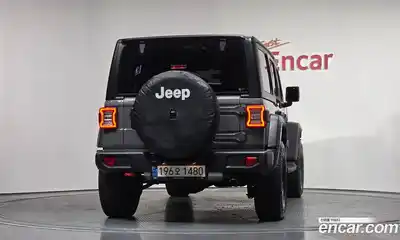 Jeep Wrangler 2022 2.0 Автомат в Москве № 232364, миниатюра 4