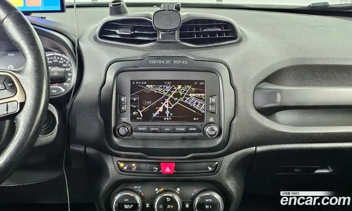 Jeep Renegade 2016 2.0 Автомат в Москве № 232689, фото 14