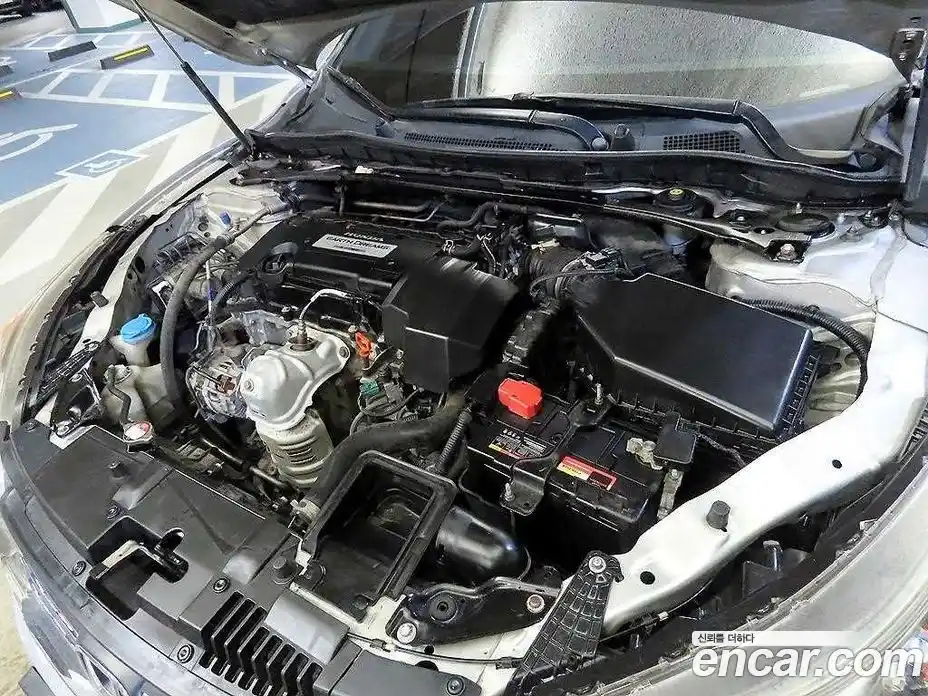 Honda Accord 2013 2.4 Автомат в Москве № 232998, фото 19