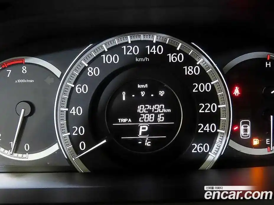 Honda Accord 2013 2.4 Автомат в Москве № 232998, фото 9
