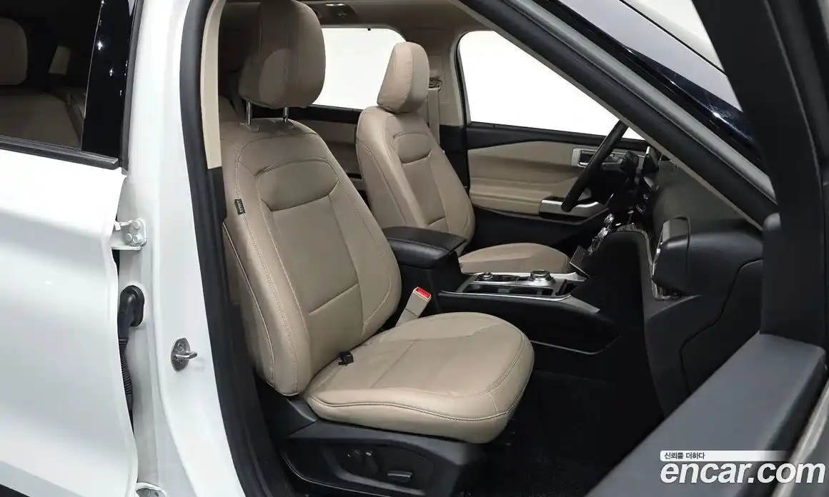 Ford Explorer 2023 2.3 Автомат в Москве № 233205, фото 1