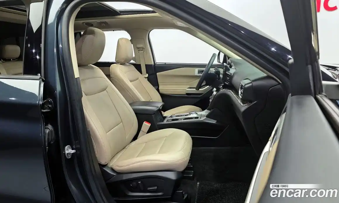 Ford Explorer 2022 2.3 Автомат в Москве № 233288, фото 11