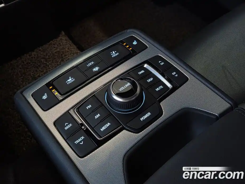 Genesis G80 2018 3.3 Автомат в Москве № 23772, фото 16