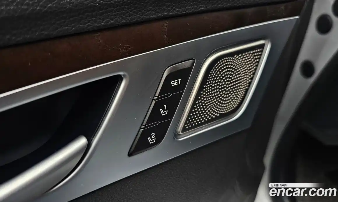 Genesis G80 2018 3.3 Автомат в Москве № 24047, фото 19