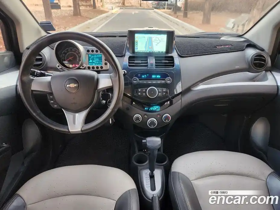 Chevrolet Spark 2012 1.0 Автомат в Москве № 24786, фото 14