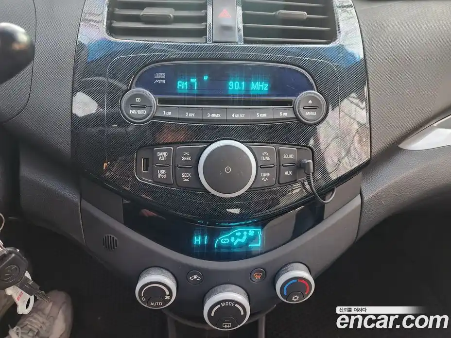 Chevrolet Spark 2012 1.0 Автомат в Москве № 24786, фото 20