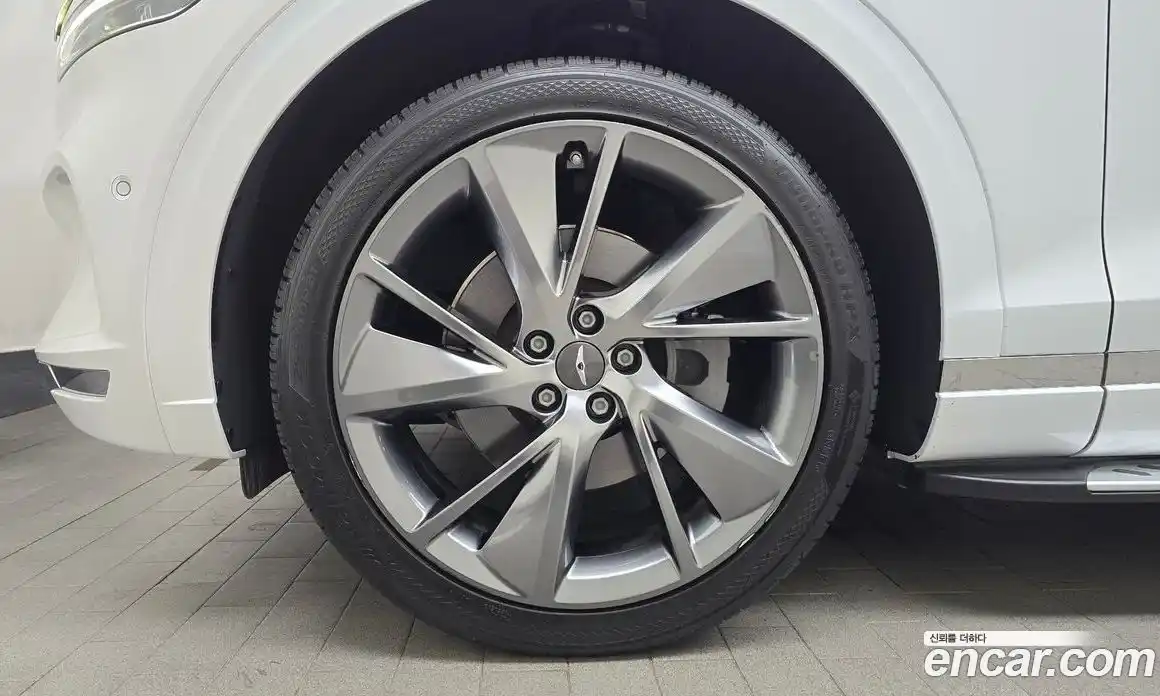 Genesis GV70 2021 2.5 Автомат в Москве № 25426, фото 19