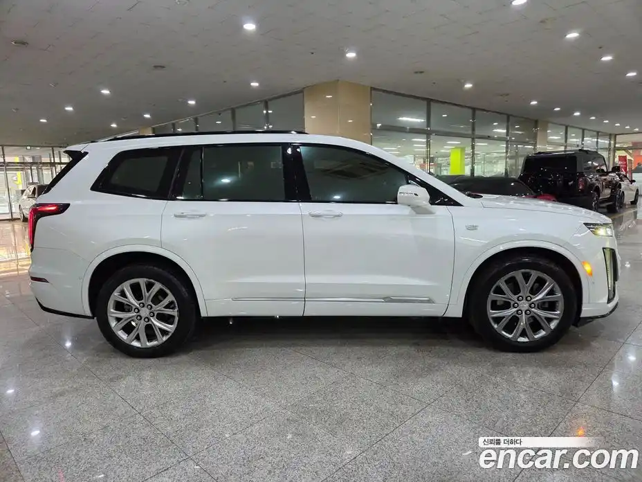 Cadillac XT6 2020 3.6 Автомат в Москве № 256548, фото 5