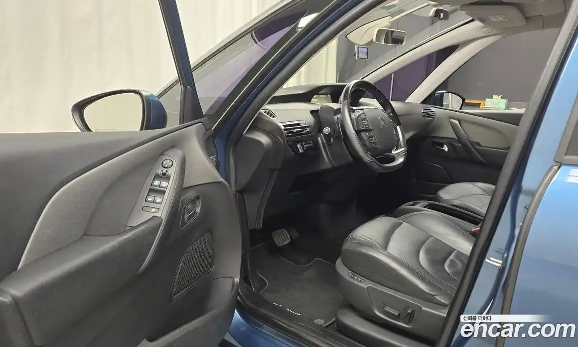 Citroen C4 Picasso 2016 2.0 Автомат в Москве № 256799, фото 11