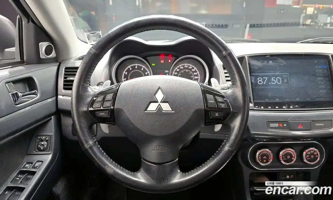 Mitsubishi Lancer 2010 2.0 Автомат в Москве № 260923, фото 13