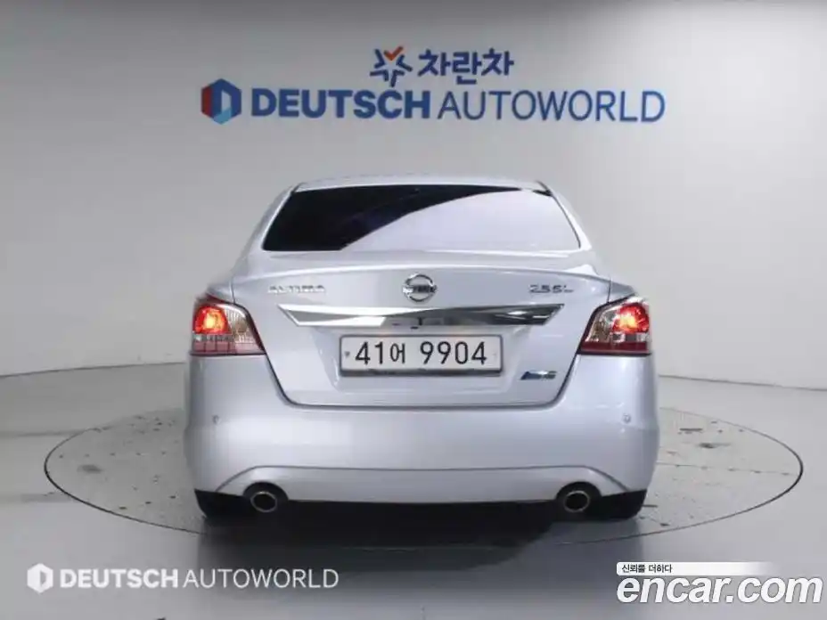 Nissan Altima 2013 2.5 Автомат в Москве № 267463, фото 4