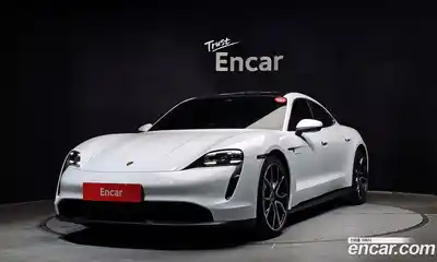 Porsche Taycan, 2024
